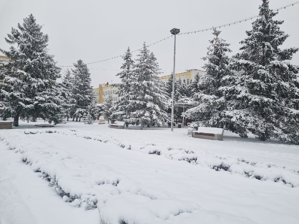 Снег с дождем и гололед: синоптики о погоде на западе Казахстана 6 ноября